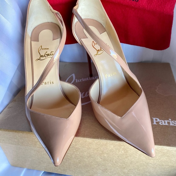 Christian Louboutin - Picture 3 of 8